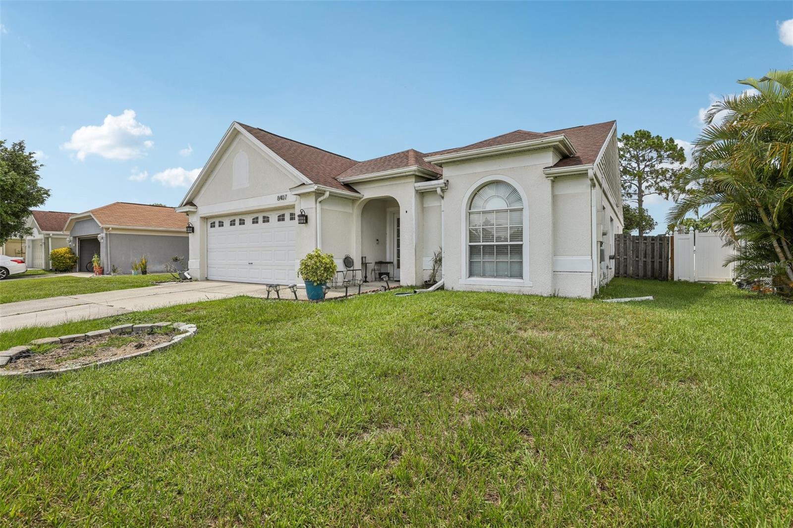 Image 2 of 62 For 8407 Fort Thomas Way