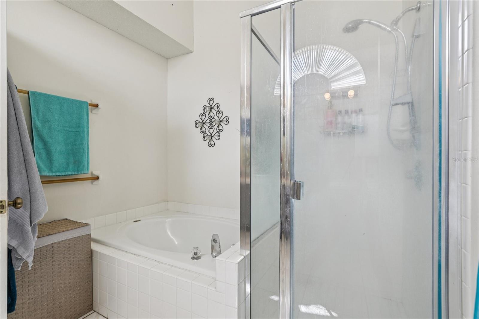 Image 23 of 62 For 8407 Fort Thomas Way