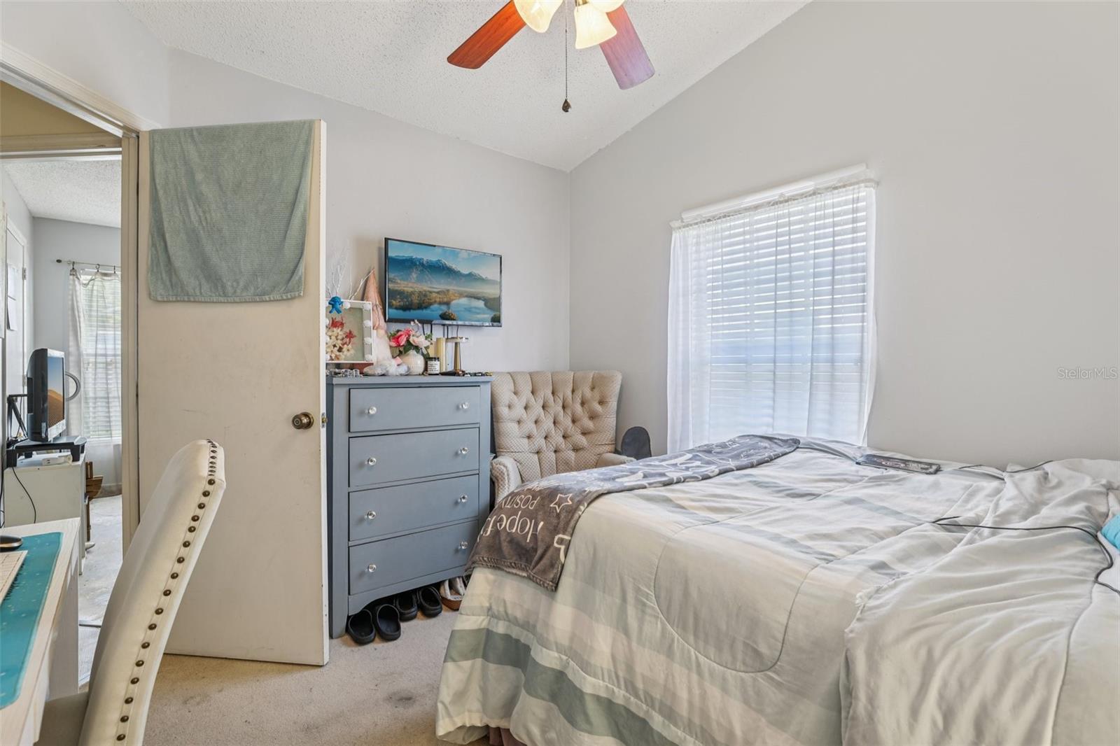 Image 26 of 62 For 8407 Fort Thomas Way