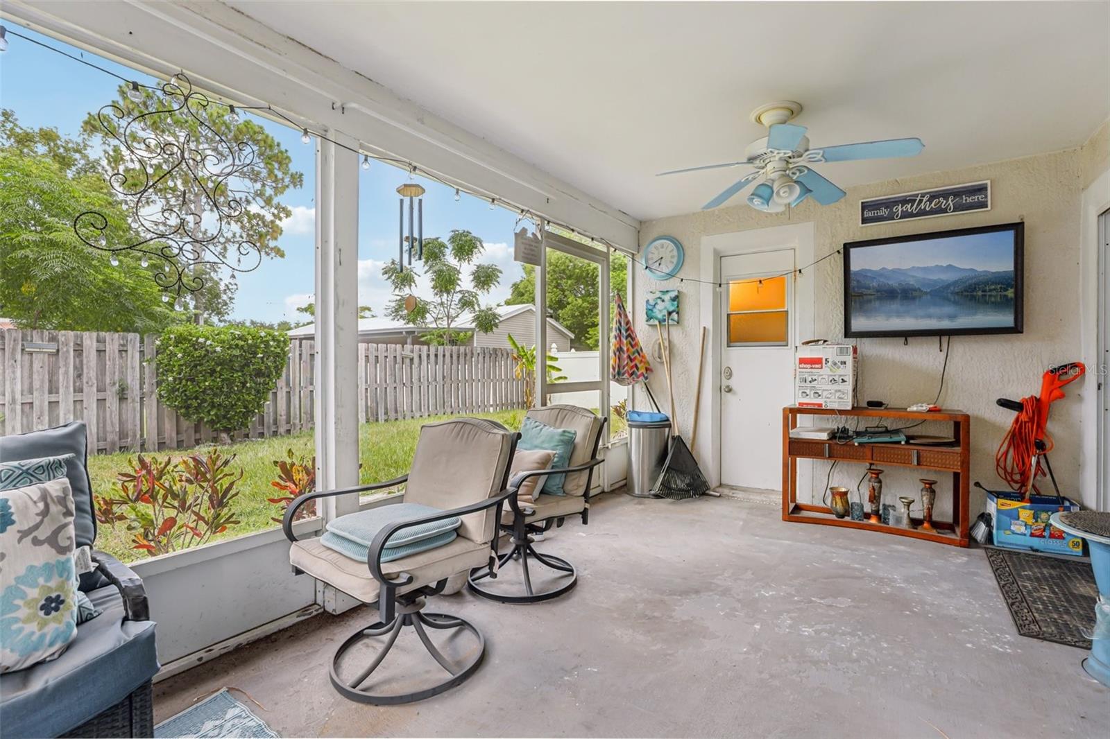 Image 35 of 62 For 8407 Fort Thomas Way