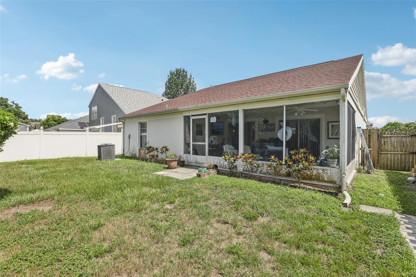Image 36 of 62 For 8407 Fort Thomas Way