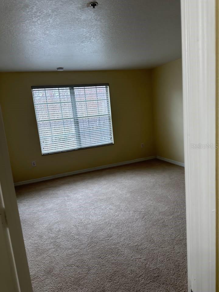 Image 25 of 29 For 10642 Regent Square Drive 1302