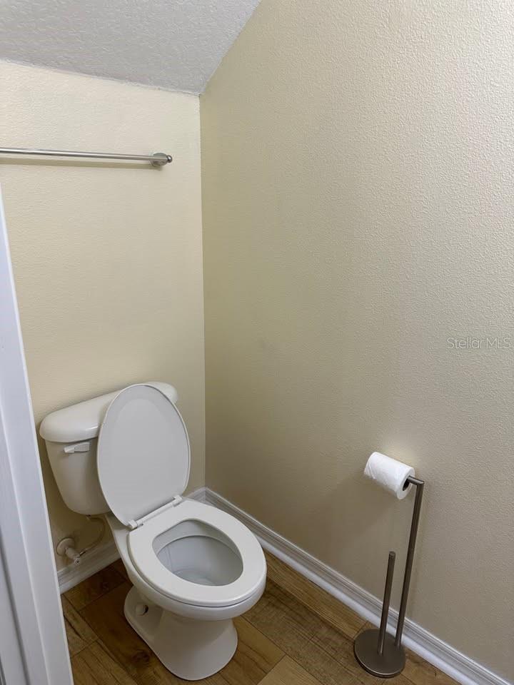 Image 9 of 29 For 10642 Regent Square Drive 1302
