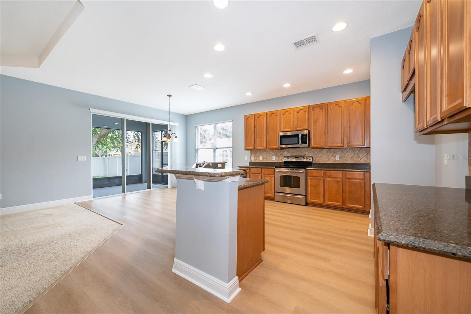 Image 19 of 43 For 13978 Darchance Road