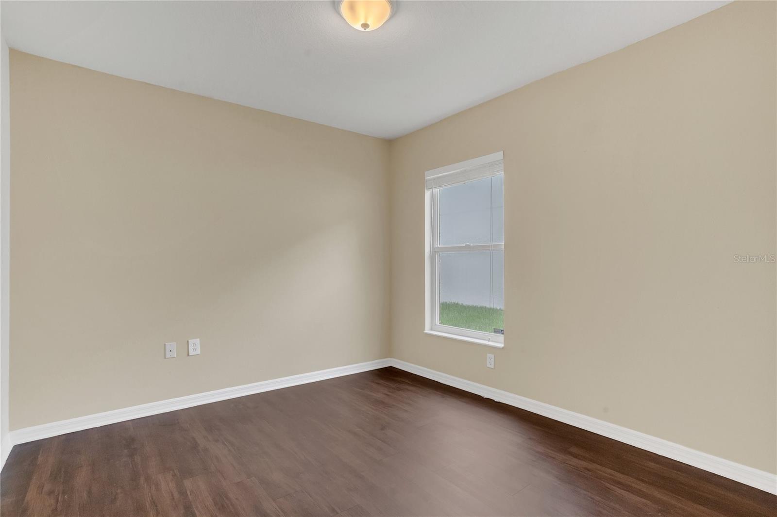Image 15 of 33 For 2408 Groveway Drive