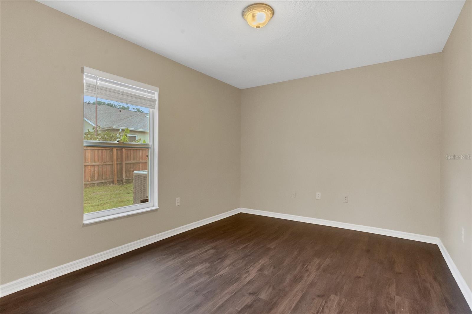 Image 19 of 33 For 2408 Groveway Drive