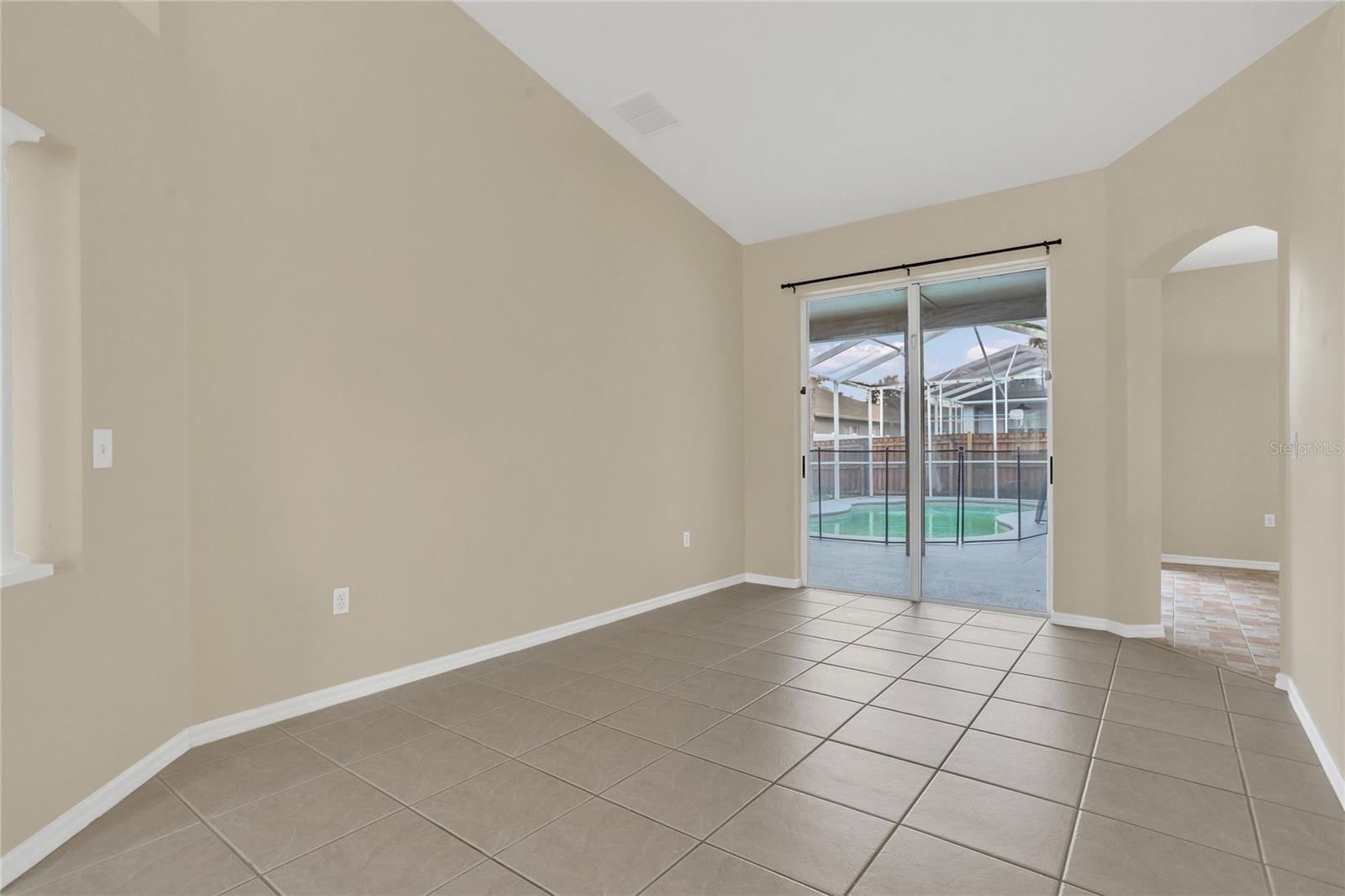 Image 5 of 33 For 2408 Groveway Drive