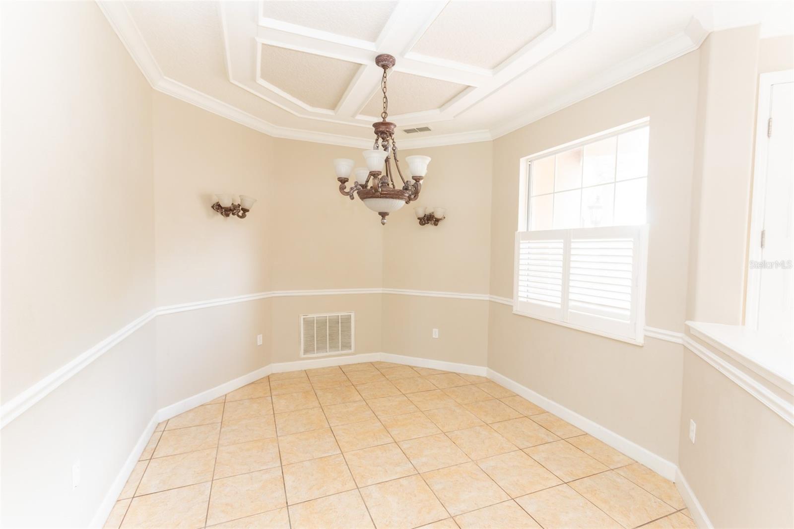 Image 6 of 27 For 953 Lascala Drive