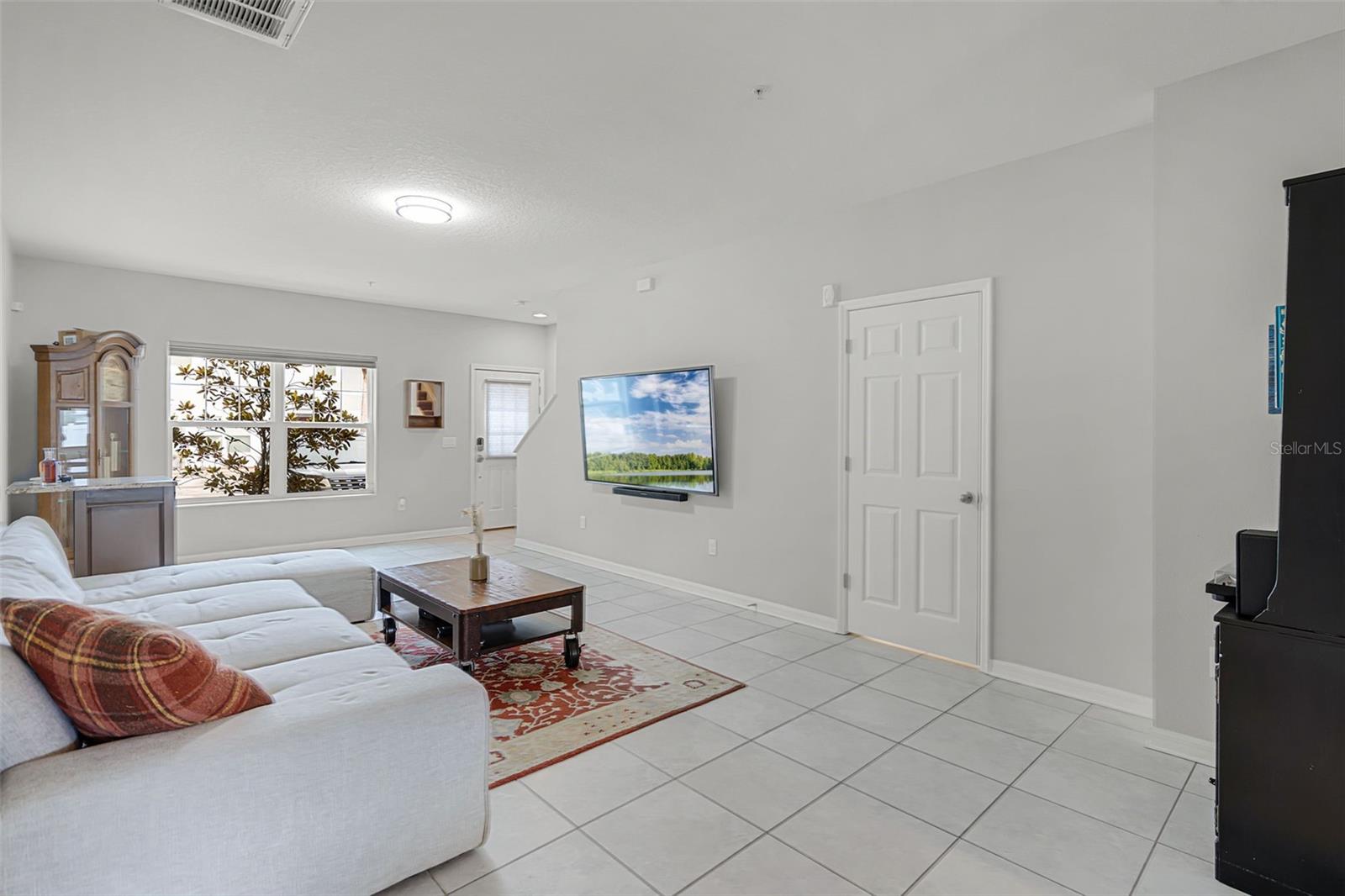Image 3 of 25 For 9203 Bella Terraza Way
