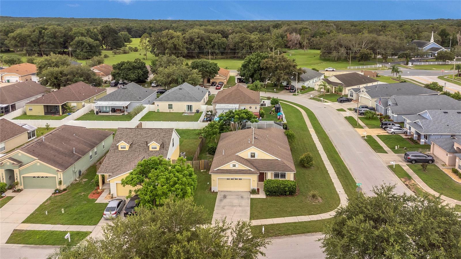 Image 34 of 45 For 24600 Victoria Wood Court