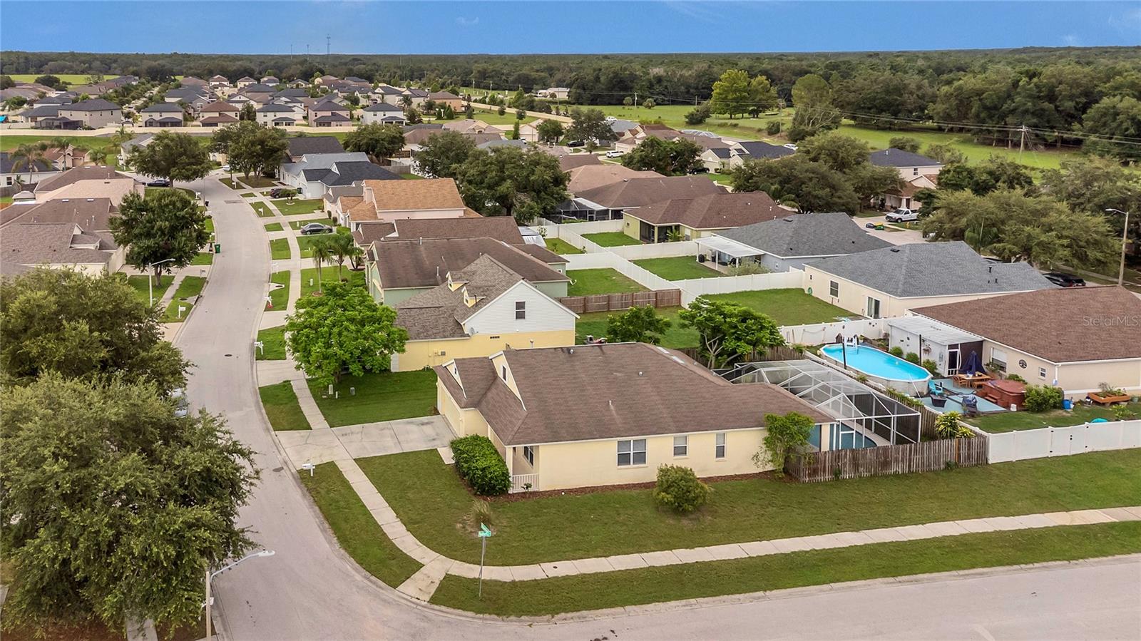 Image 36 of 45 For 24600 Victoria Wood Court