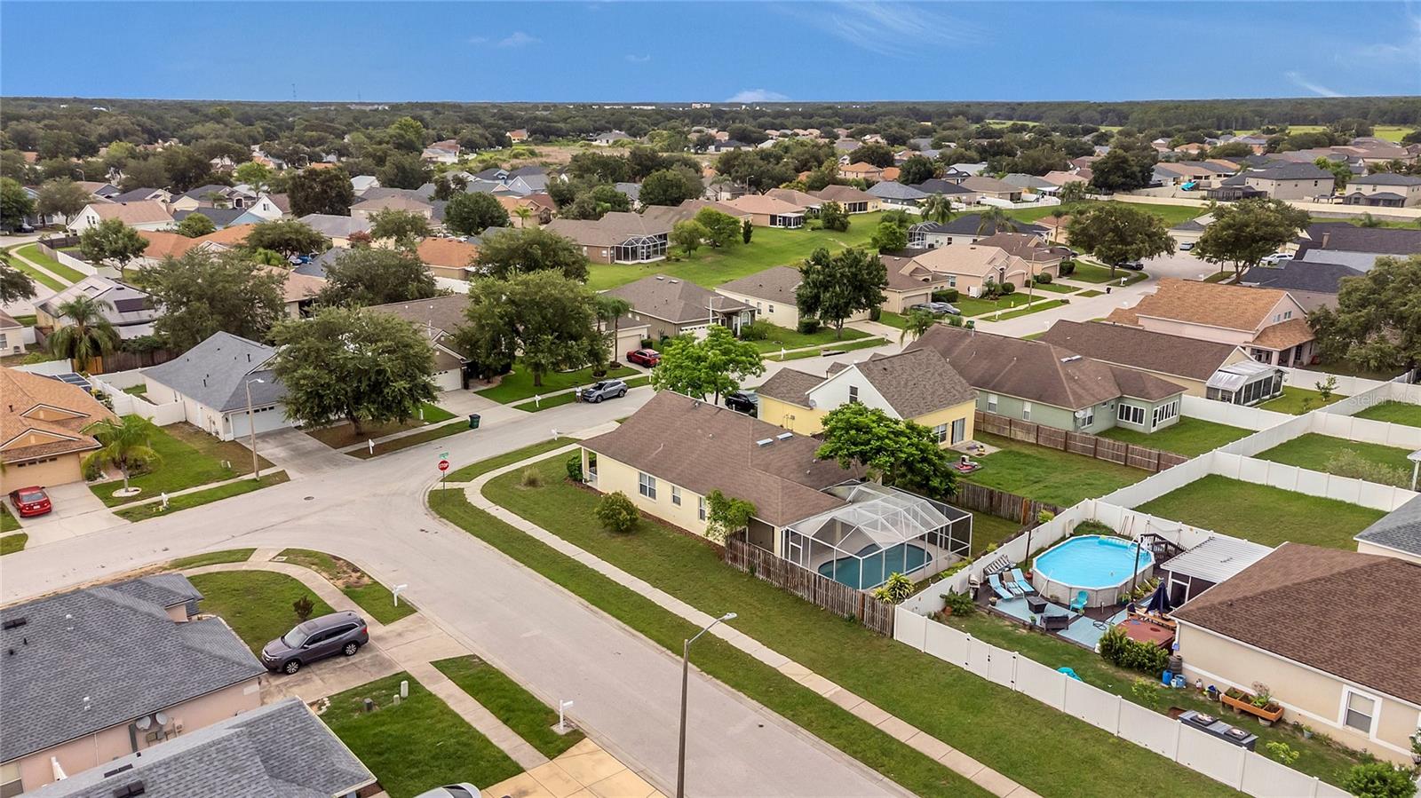 Image 37 of 45 For 24600 Victoria Wood Court