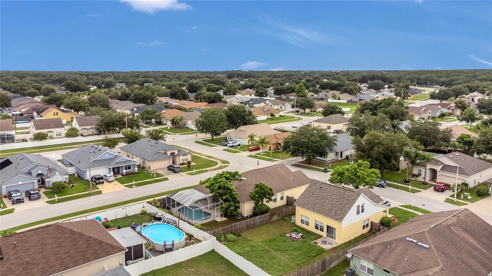 Image 39 of 45 For 24600 Victoria Wood Court