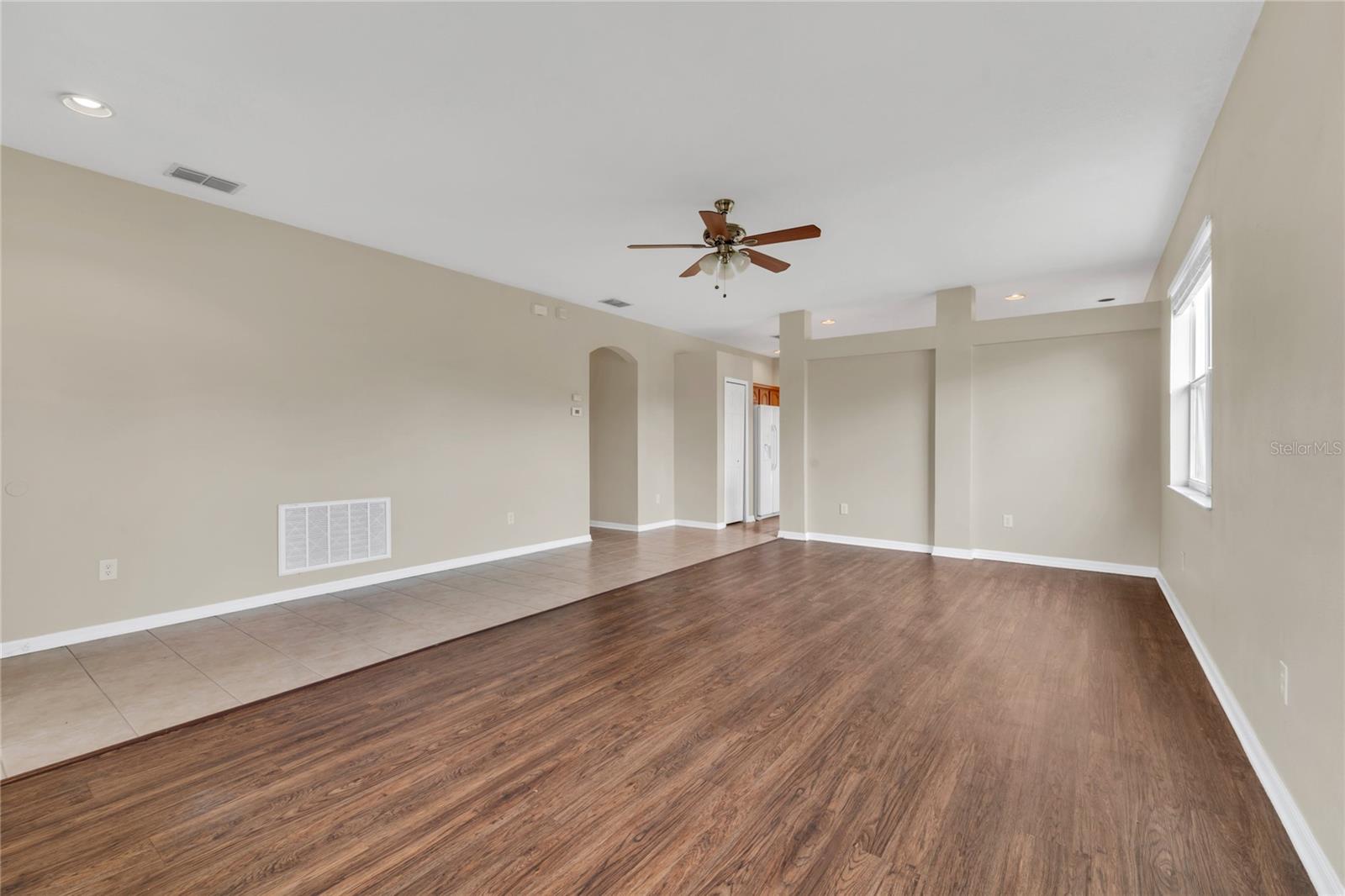 Image 5 of 45 For 24600 Victoria Wood Court