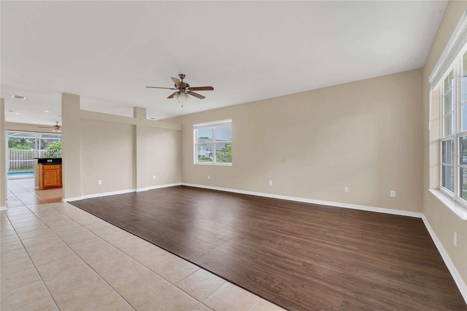Image 7 of 45 For 24600 Victoria Wood Court
