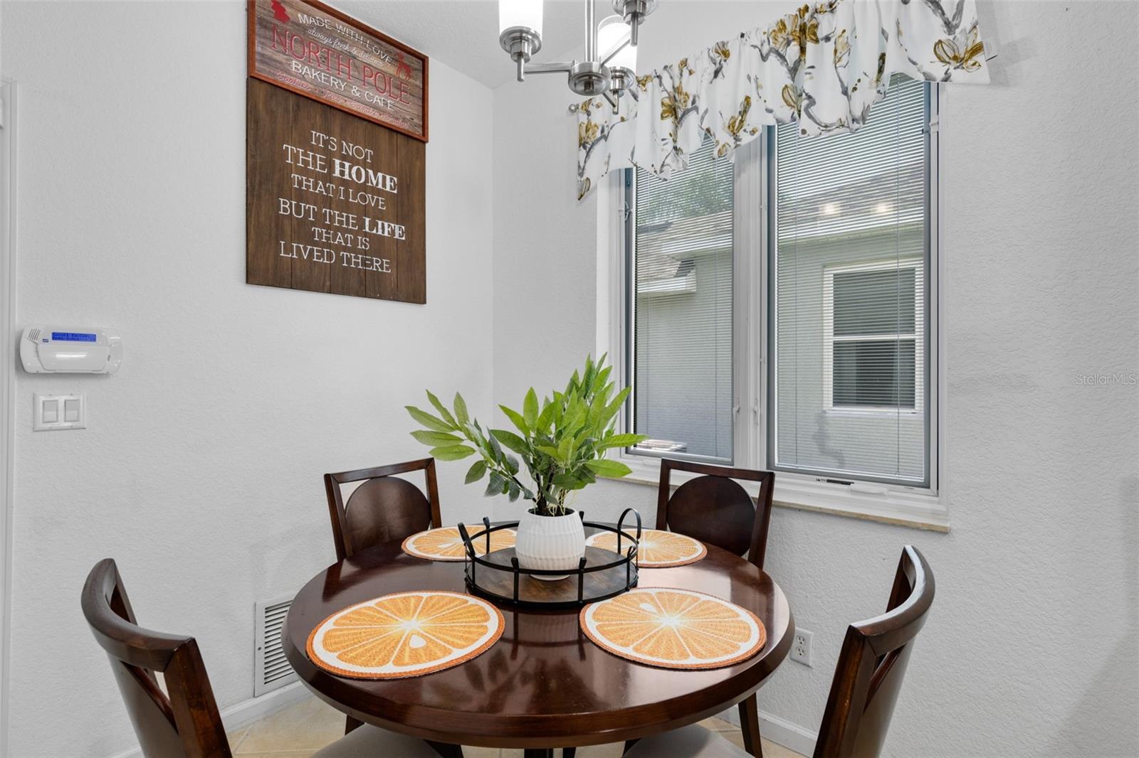 Image 13 of 41 For 2977 White Cedar Circle