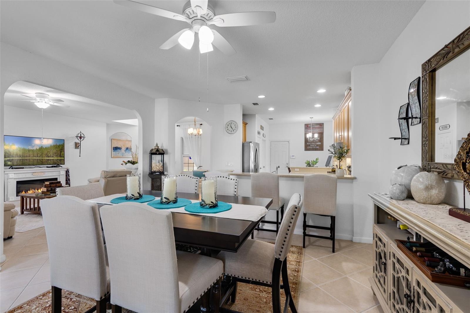 Image 15 of 41 For 2977 White Cedar Circle
