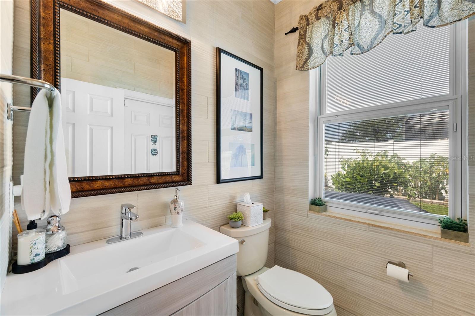 Image 16 of 41 For 2977 White Cedar Circle