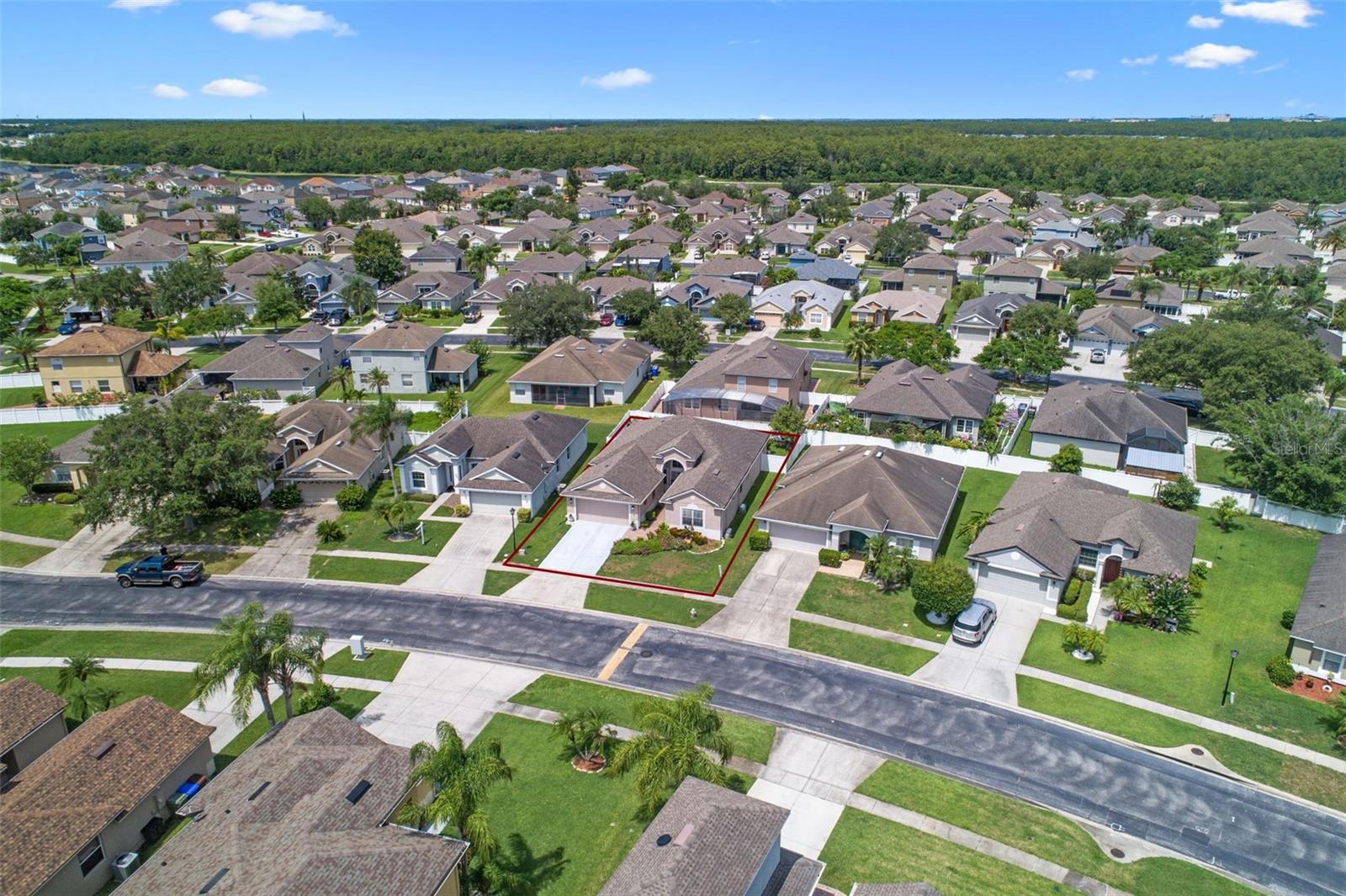 Image 34 of 41 For 2977 White Cedar Circle