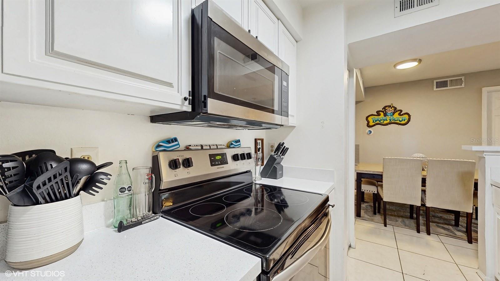 Image 13 of 32 For 3012 Parkway Boulevard 203