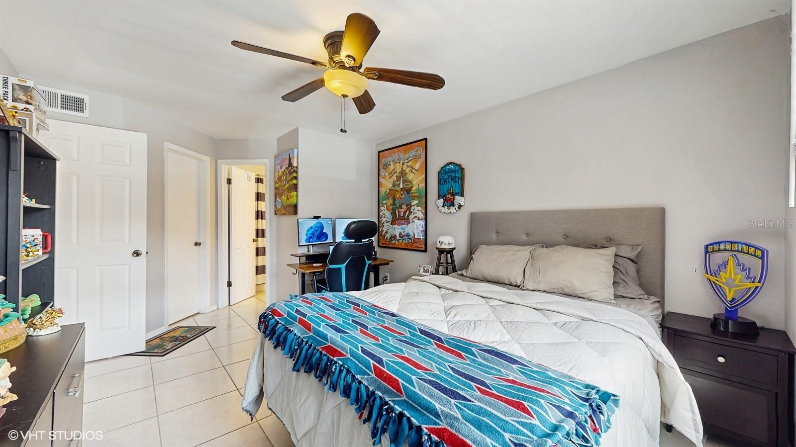 Image 16 of 32 For 3012 Parkway Boulevard 203