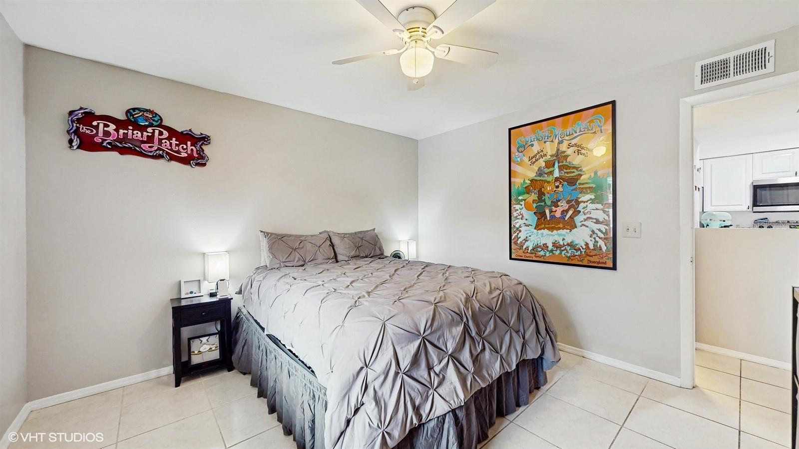 Image 22 of 32 For 3012 Parkway Boulevard 203