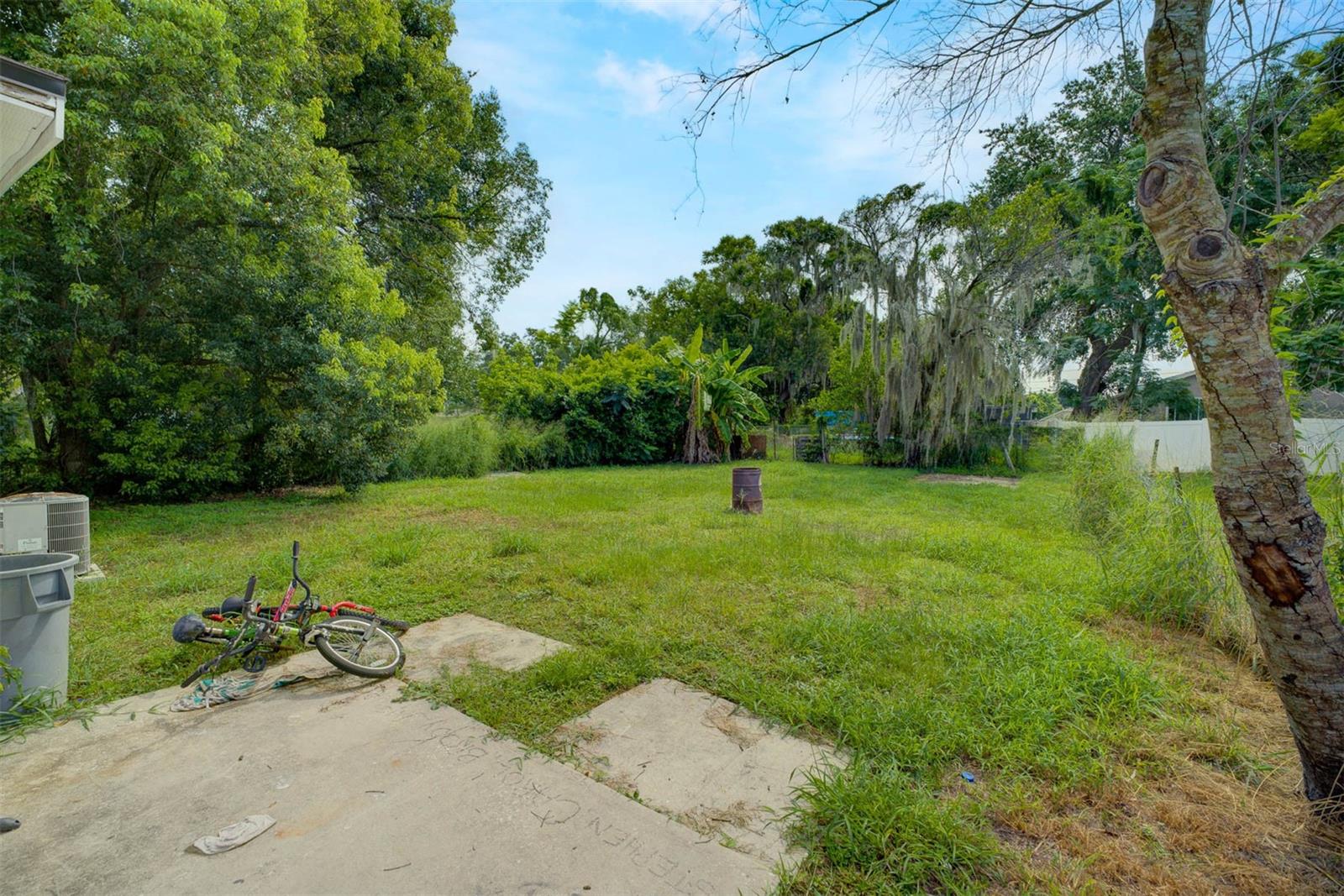 Image 16 of 16 For 1831 Wilton Avenue