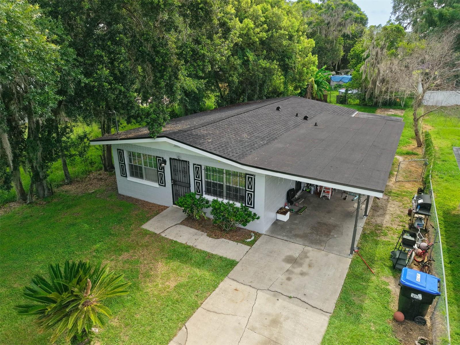 Image 2 of 16 For 1831 Wilton Avenue