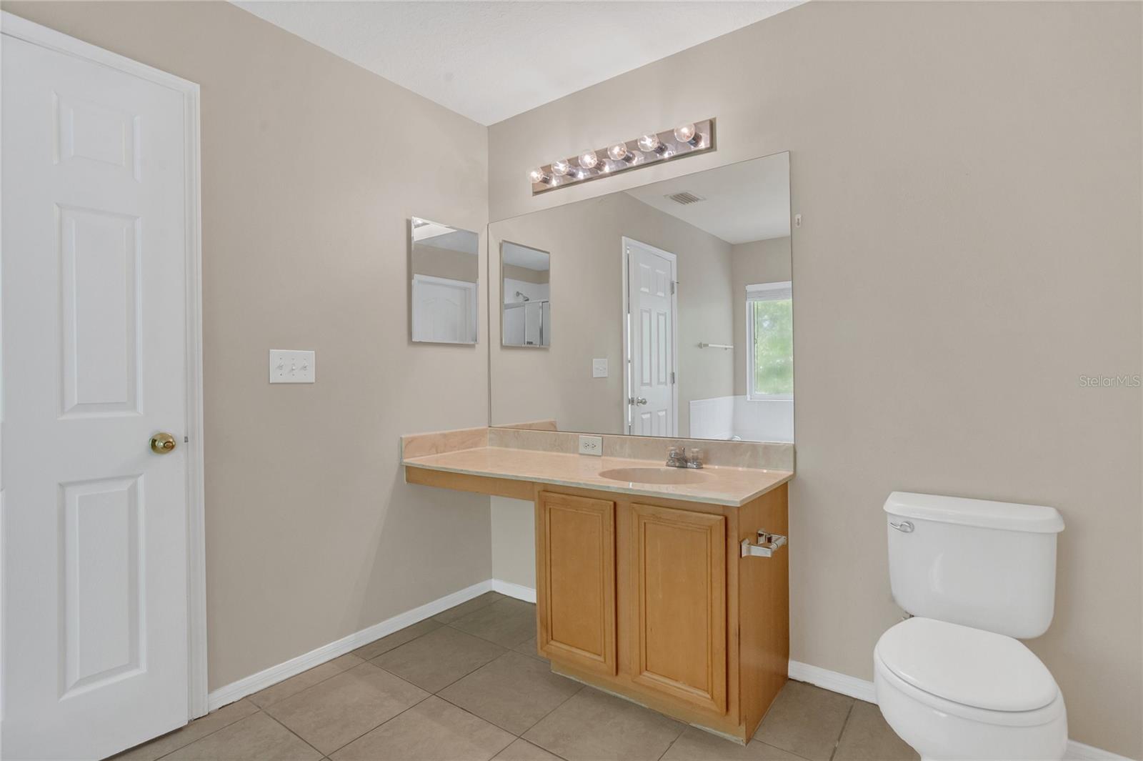 Image 18 of 36 For 316 Crichton Street