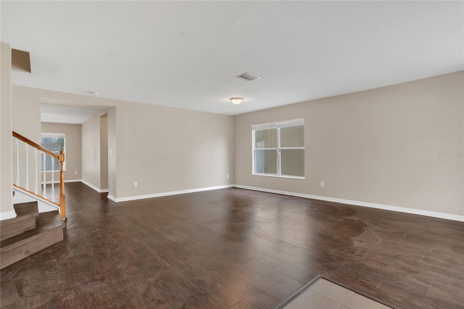 Image 4 of 36 For 316 Crichton Street