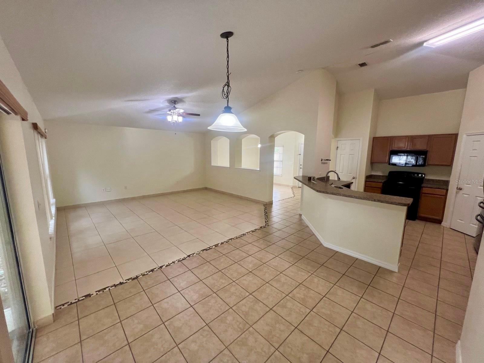 Image 4 of 20 For 3401 Heath Drive