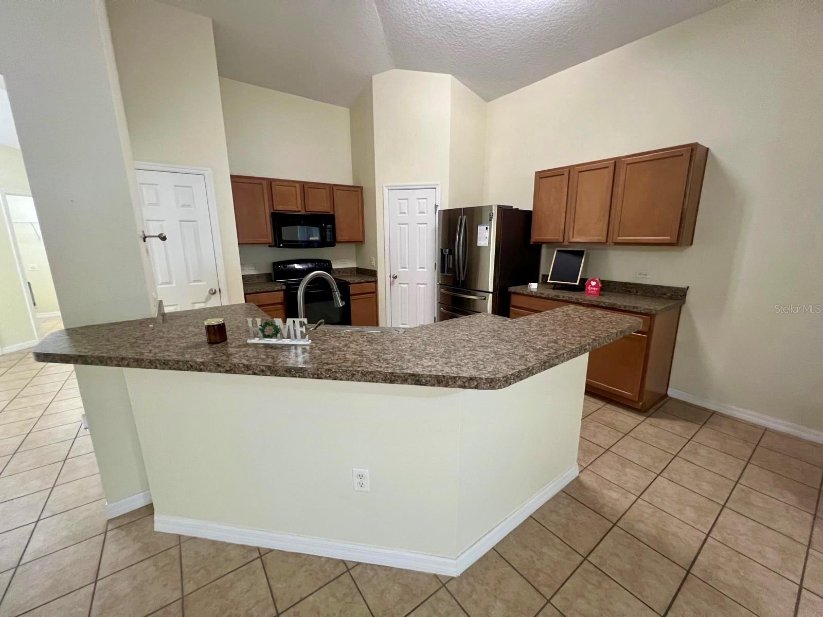 Image 5 of 20 For 3401 Heath Drive