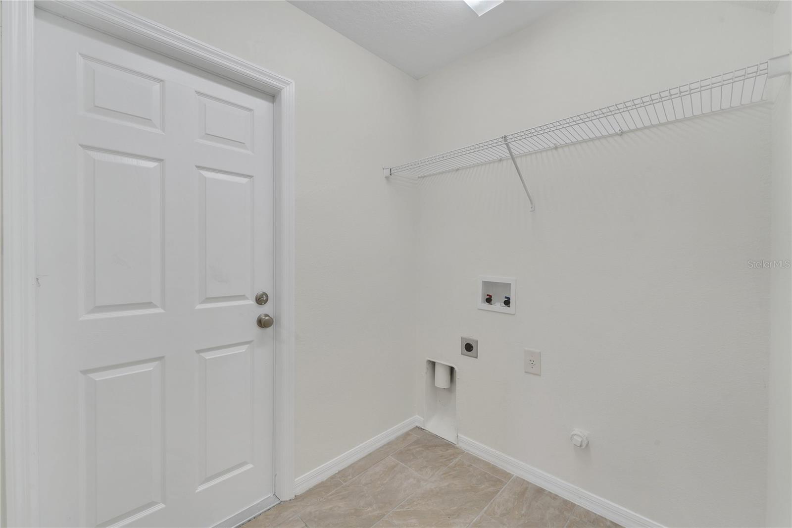 Image 13 of 44 For 9759 Simeon Drive