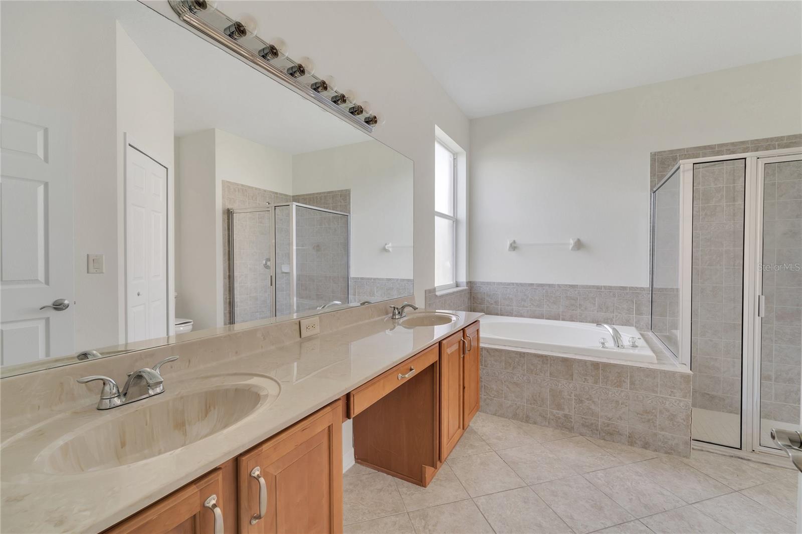 Image 15 of 44 For 9759 Simeon Drive