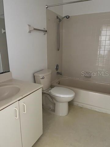 Image 9 of 11 For 2564 Woodgate Boulevard 205