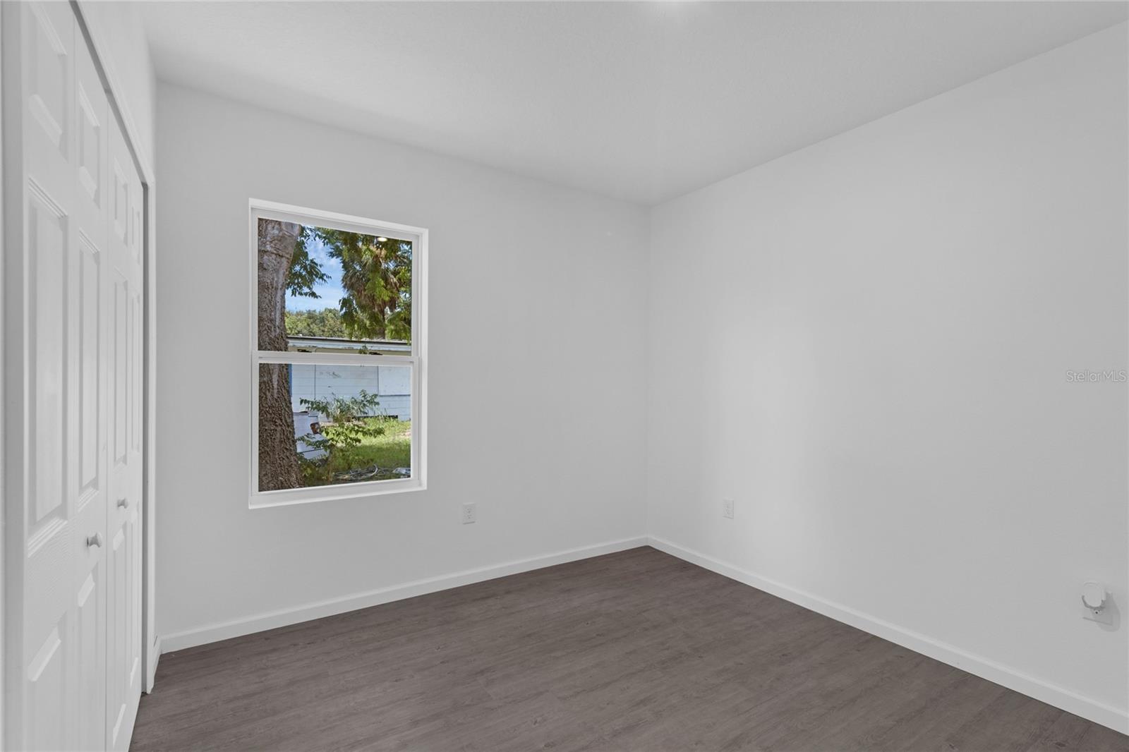 Image 16 of 29 For 2229 Randall Street