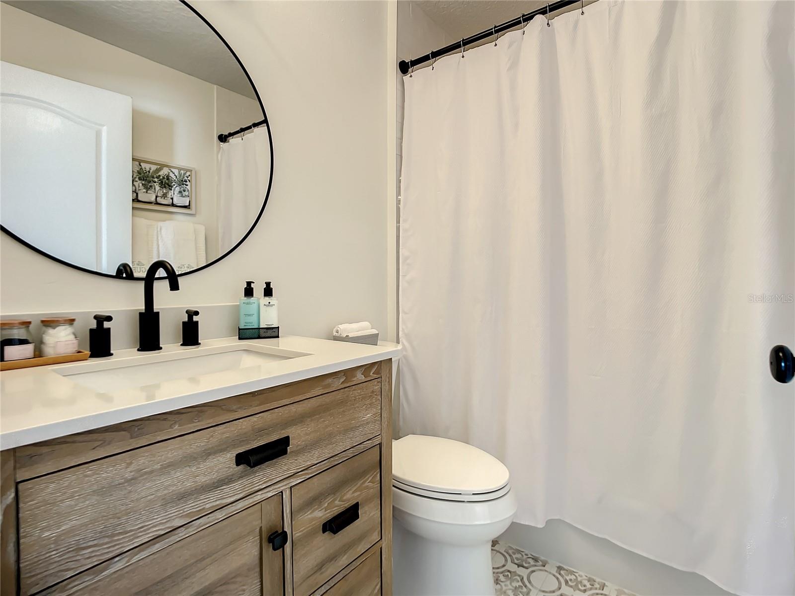 Image 18 of 22 For 2150 Normandy Boulevard