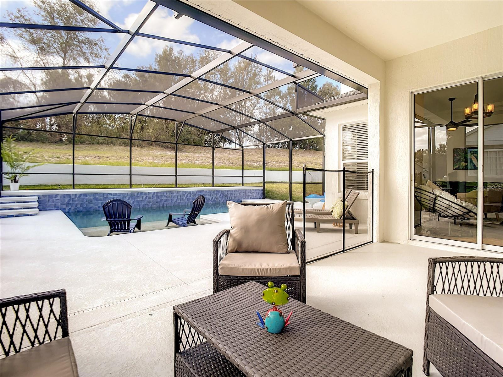 Image 21 of 22 For 2150 Normandy Boulevard