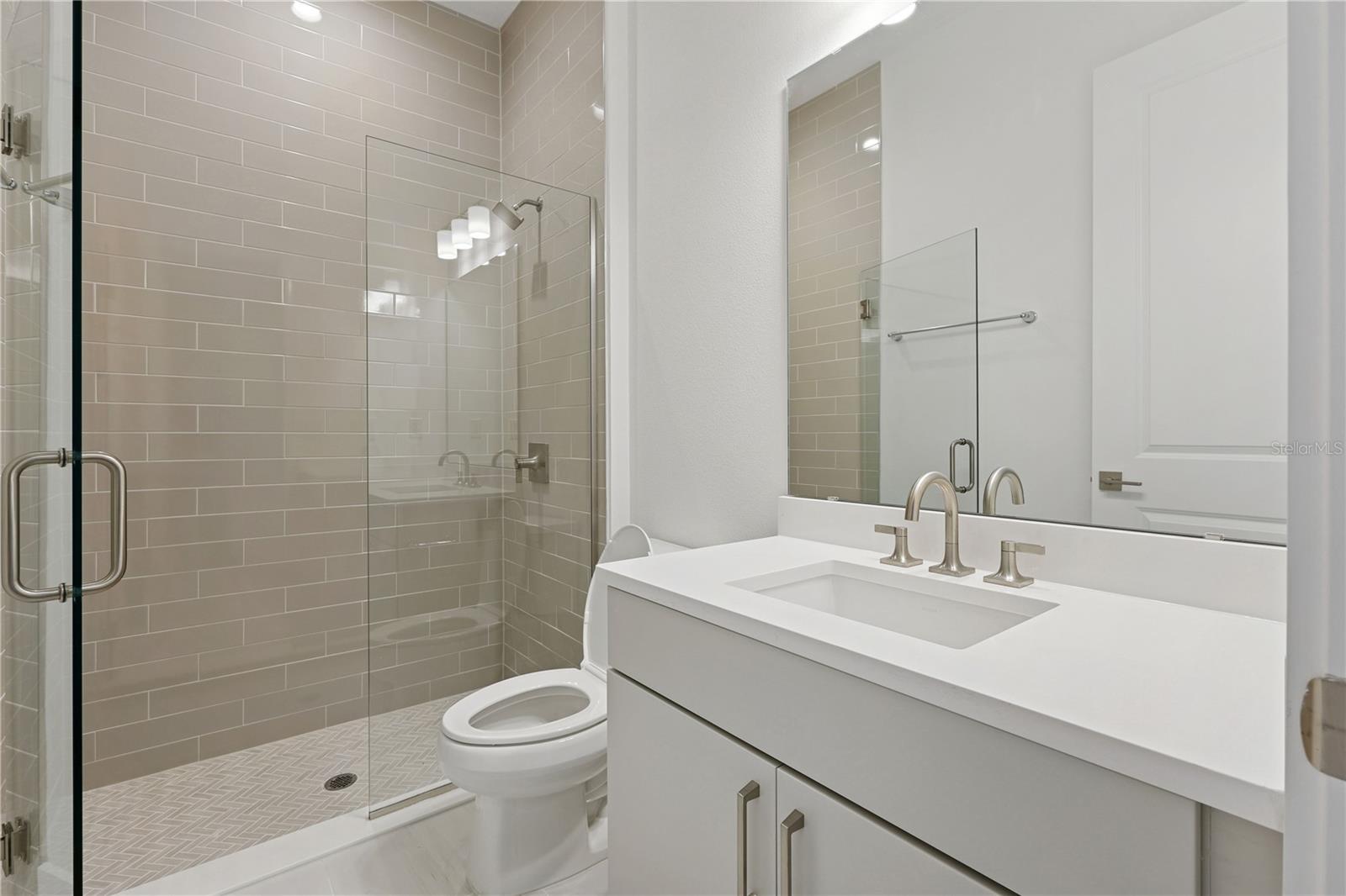 Image 13 of 26 For 1406 Pinecliff Drive