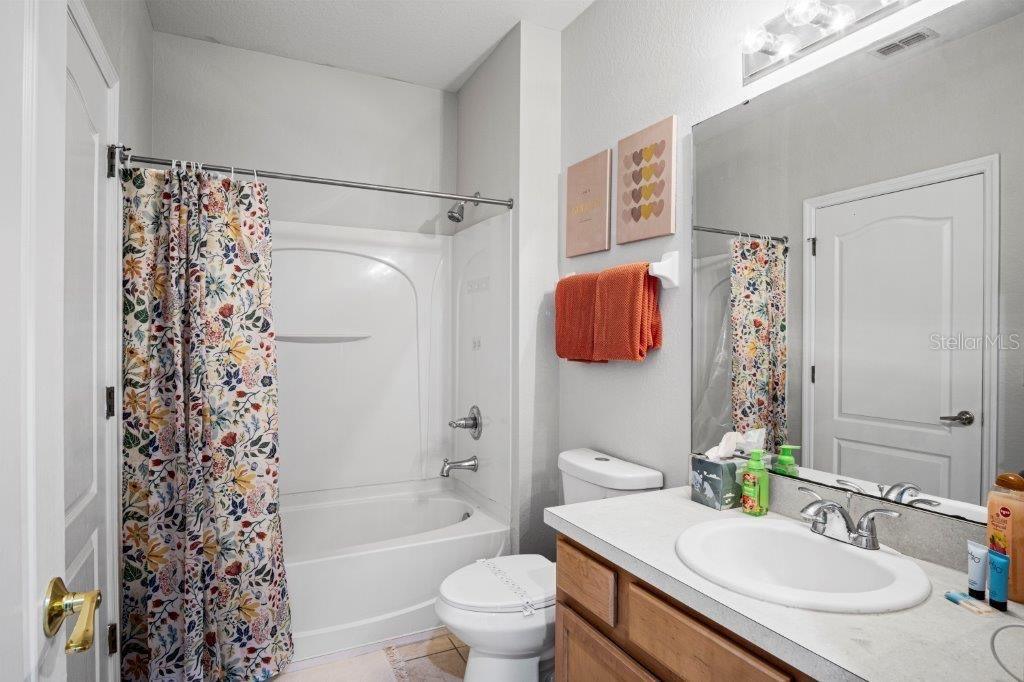 Image 13 of 35 For 2426 Caravelle Circle