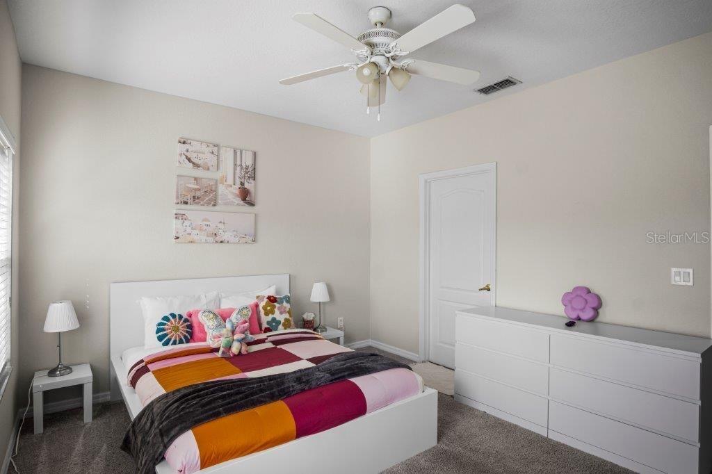 Image 17 of 35 For 2426 Caravelle Circle