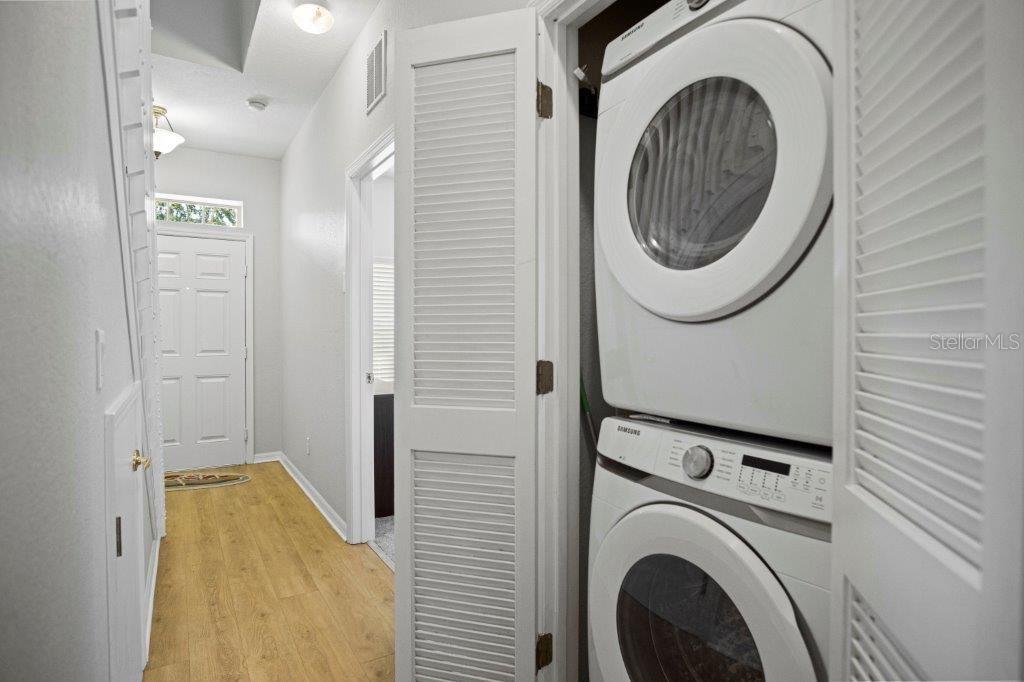 Image 22 of 35 For 2426 Caravelle Circle