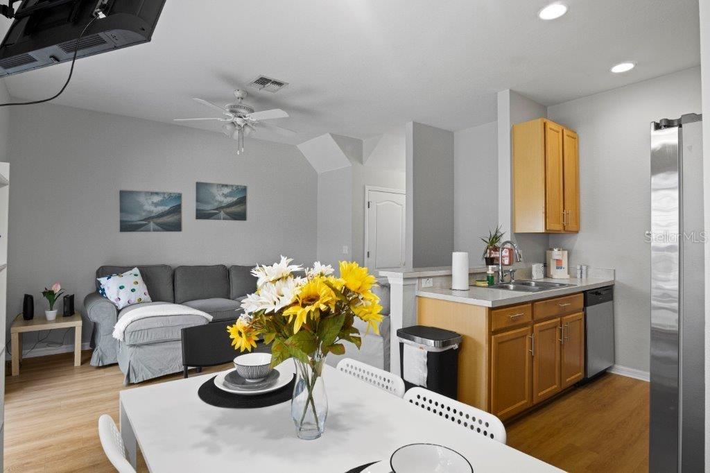 Image 6 of 35 For 2426 Caravelle Circle