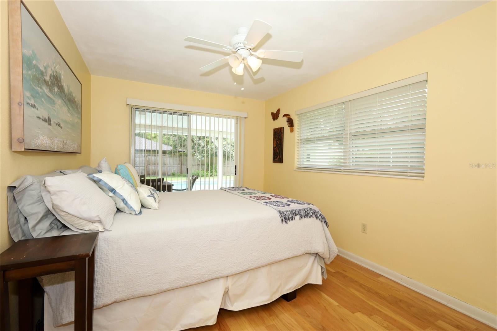 Image 18 of 48 For 670 Palm Drive