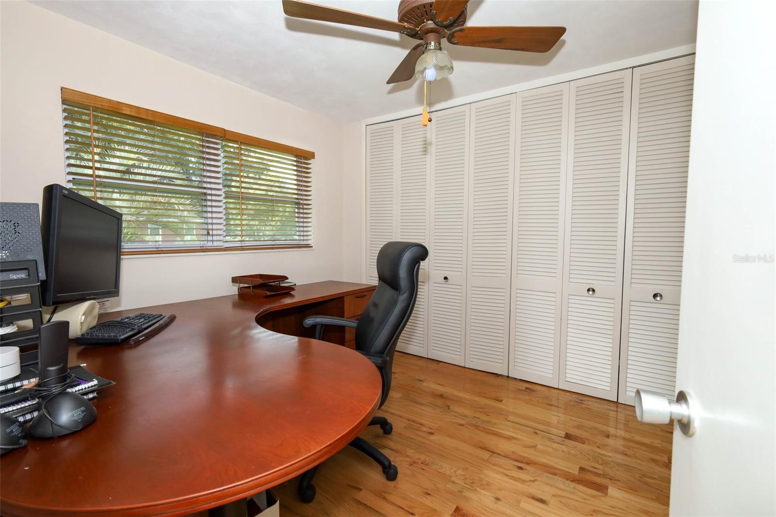 Image 22 of 48 For 670 Palm Drive