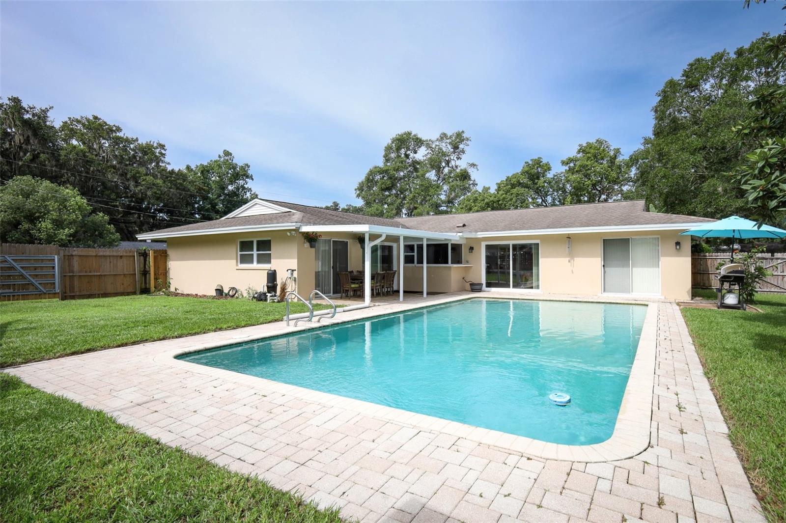 Image 38 of 48 For 670 Palm Drive