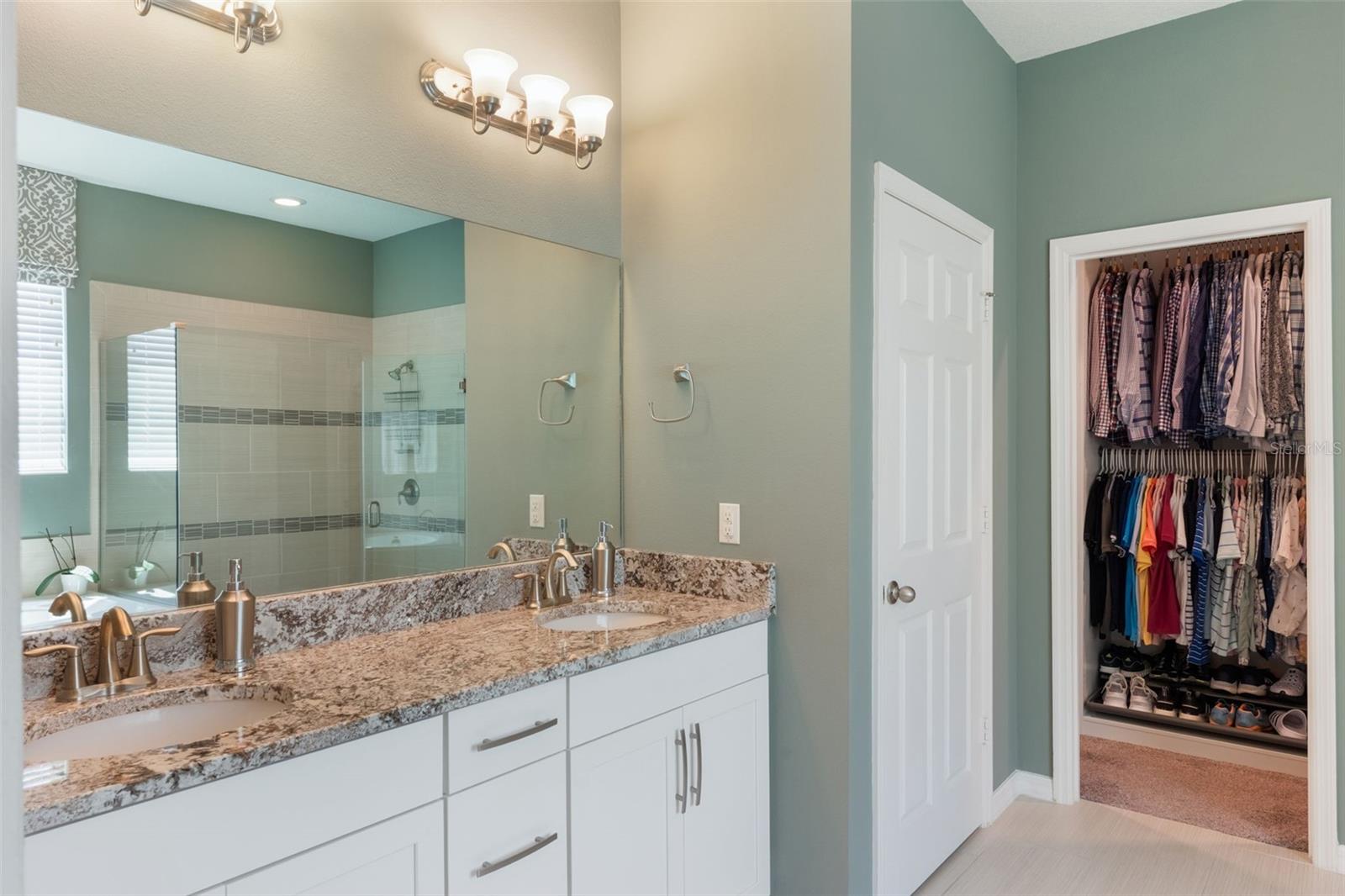 Image 16 of 53 For 3948 Parkhouse Drive