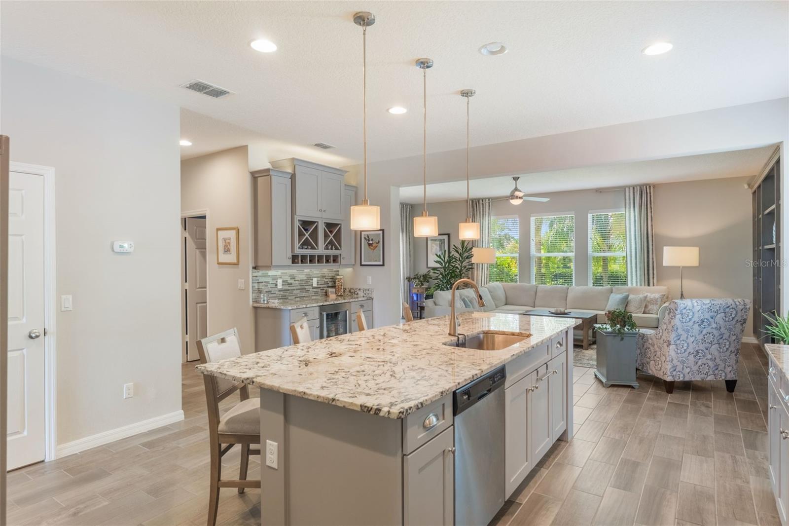 Image 7 of 53 For 3948 Parkhouse Drive
