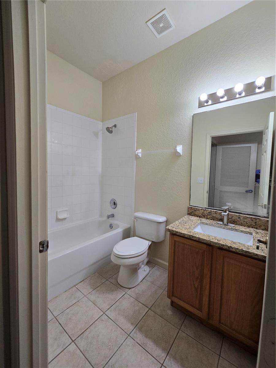 Image 29 of 36 For 3001 Laurel Run Lane 203