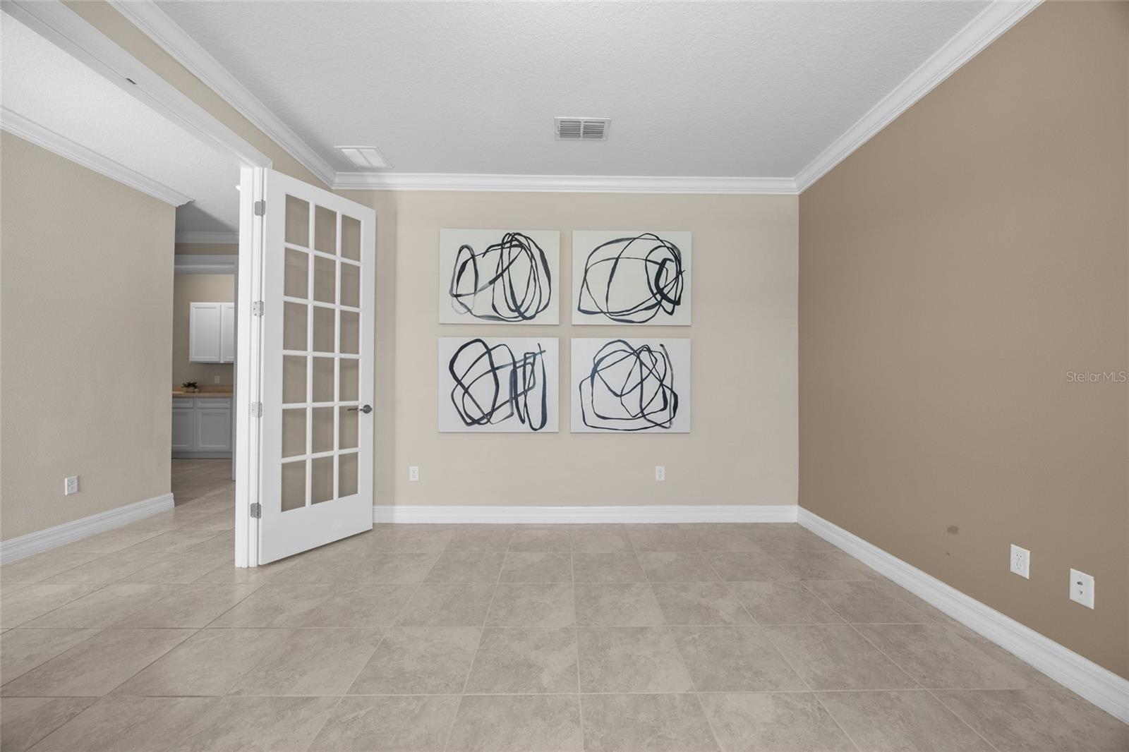 Image 12 of 73 For 2880 Lake Pointe Drive
